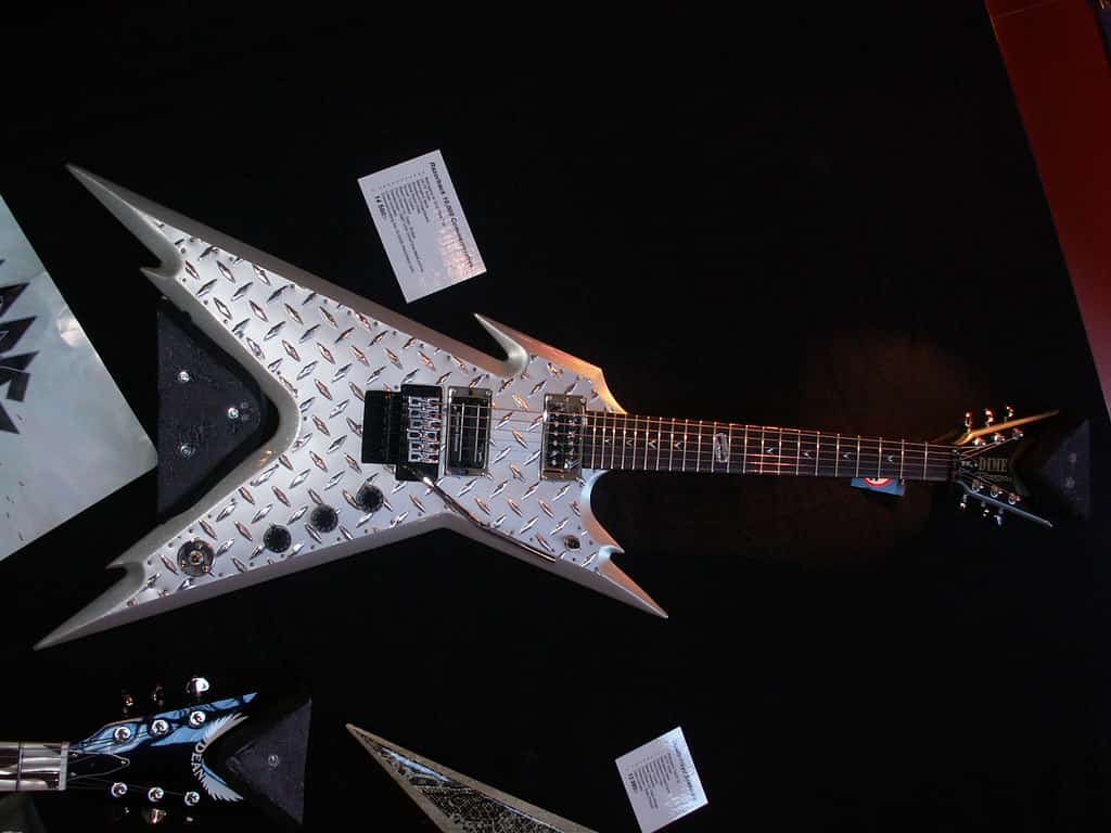 Dean Guitars parent Armadillo ordered to pay Gibson more than $4 million in legal fees