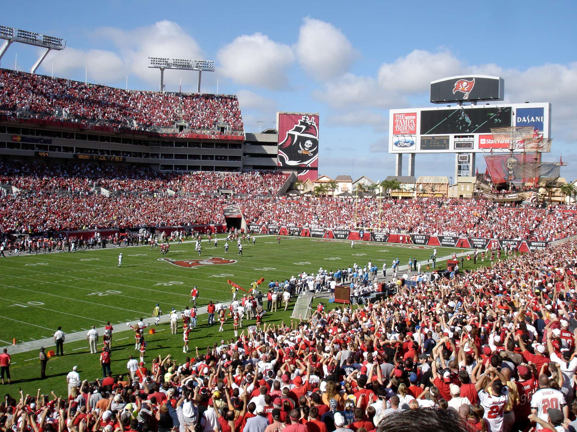 Bucs Camp Produces Early Standouts as Tampa Bay Reaches Practice Day Eight in Full Pads