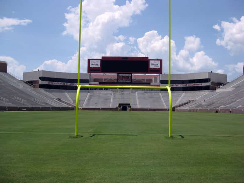 Ashton Daniels Runs for Five Touchdowns as Florida State Routs Virginia 38-7