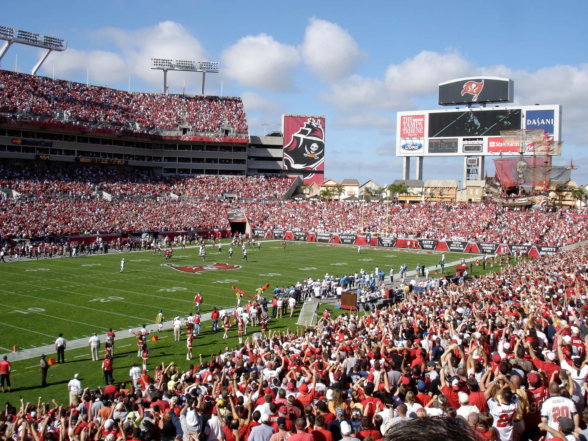 Bucs Camp Produces Early Standouts as Tampa Bay Reaches Practice Day Eight in Full Pads