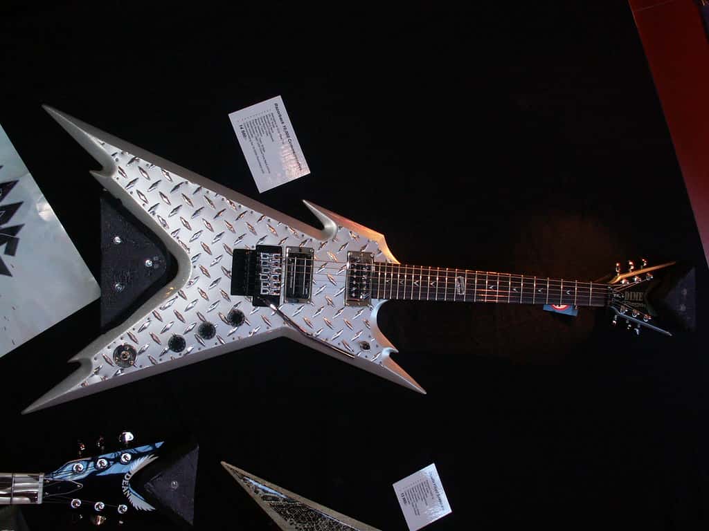 Dean Guitars parent Armadillo ordered to pay Gibson more than $4 million in legal fees