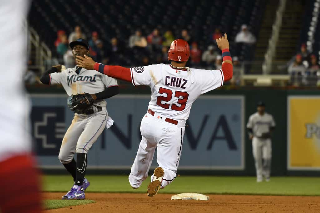 Marlins' Wild-Card Push Stumbles as Brewers' Walk-Off Completes a Sweep