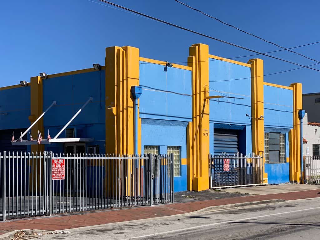 Venezuelan Oil for Cuban Private Businesses Splits Opinion Across South Florida's Exile Communities