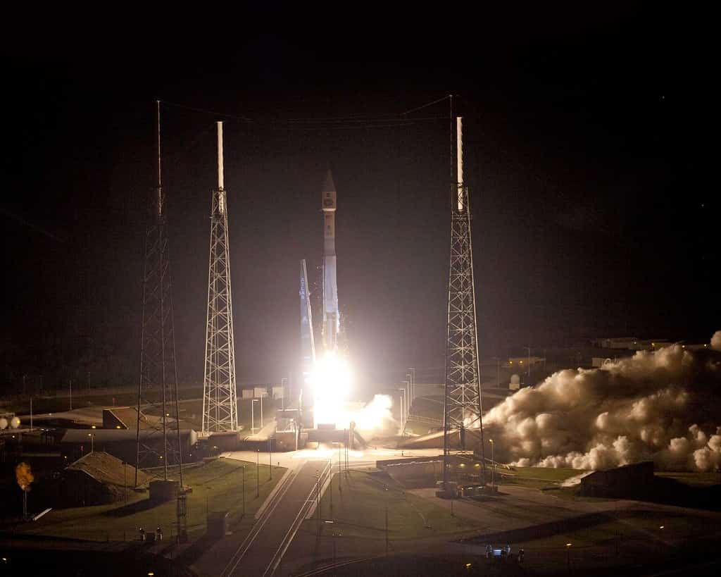 Blue Origin Expands Across Cape Canaveral as It Rebuilds From a Pad Explosion