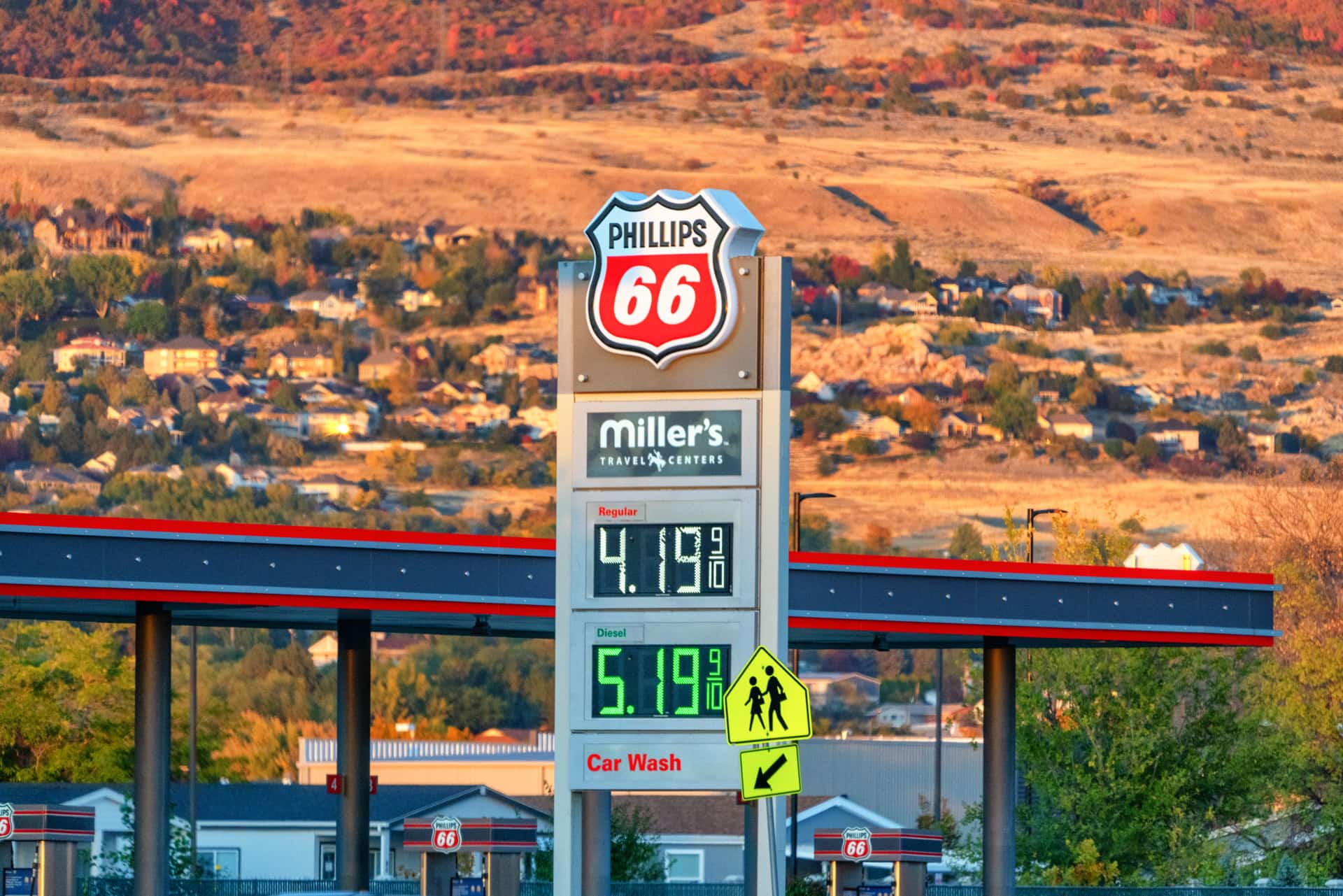 Florida Gas Prices Surge Past $4 a Gallon as the Iran War Disrupts Oil Markets