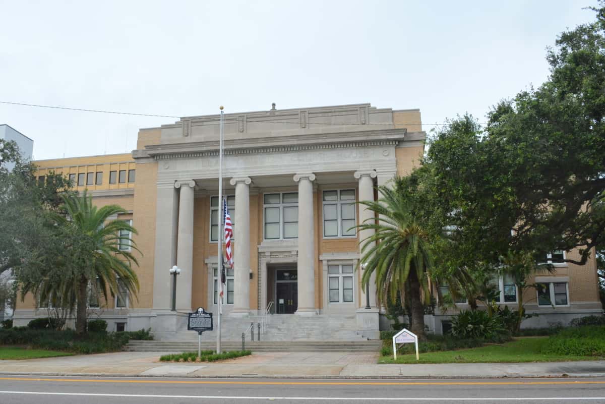 Pinellas Judge Finds Former Plastic Surgeon Guilty of Murdering Largo Attorney Steven Cozzi