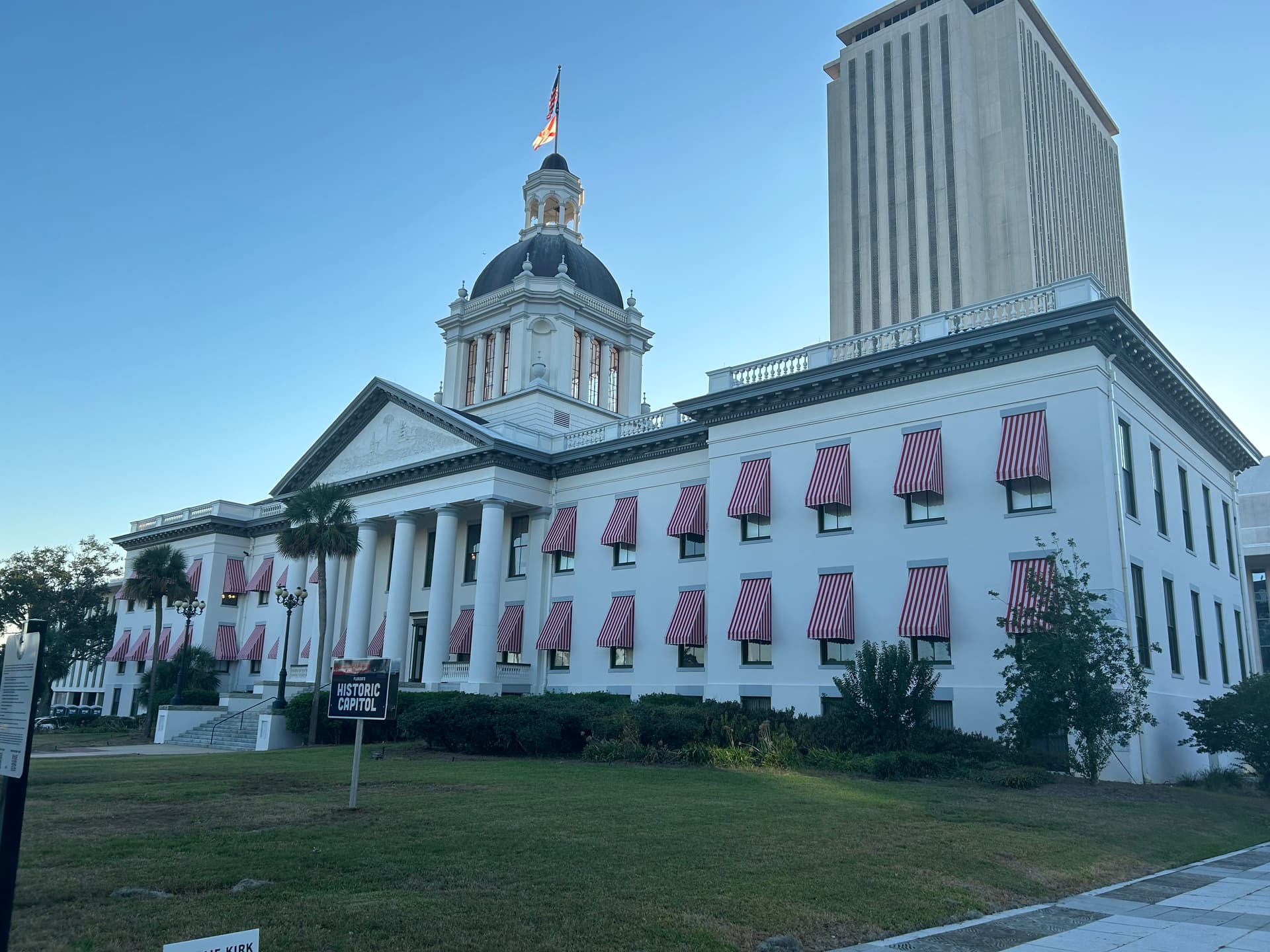 Florida Cabinet to Weigh $90 Million More for Local Immigration Enforcement