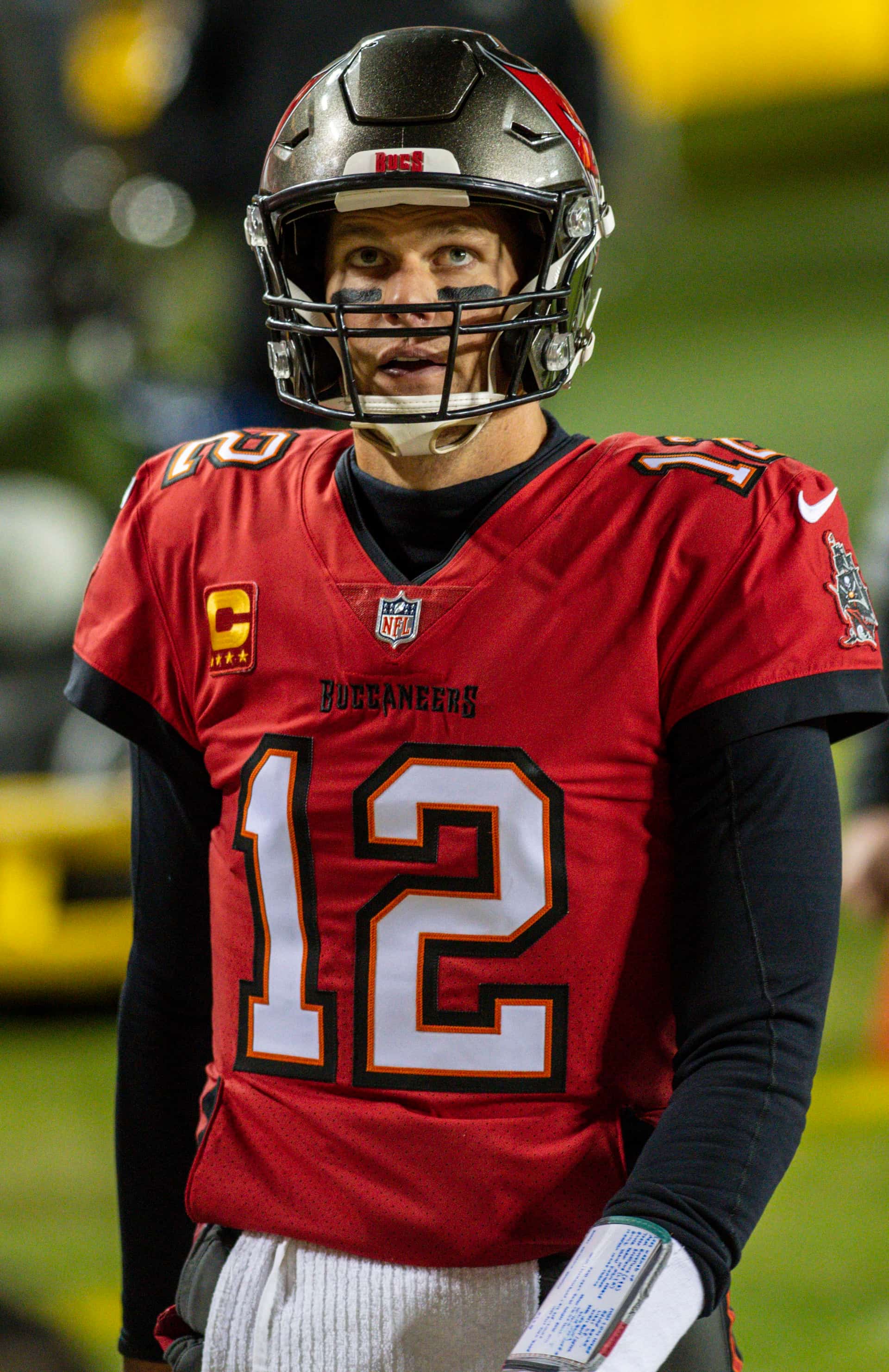 Four Turnovers Sink Buccaneers in 33-27 Loss at Cincinnati