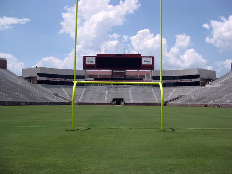 Ashton Daniels Runs for Five Touchdowns as Florida State Routs Virginia 38-7