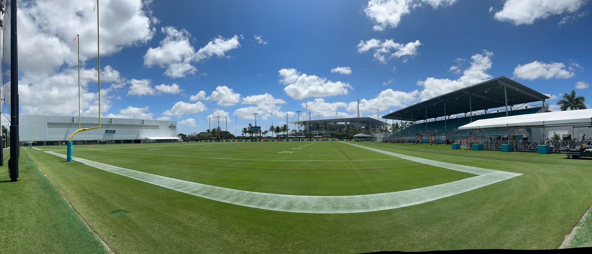 Jeff Hafley Sticks With Malik Willis at Quarterback as 0-5 Dolphins Head Into Their Bye Week