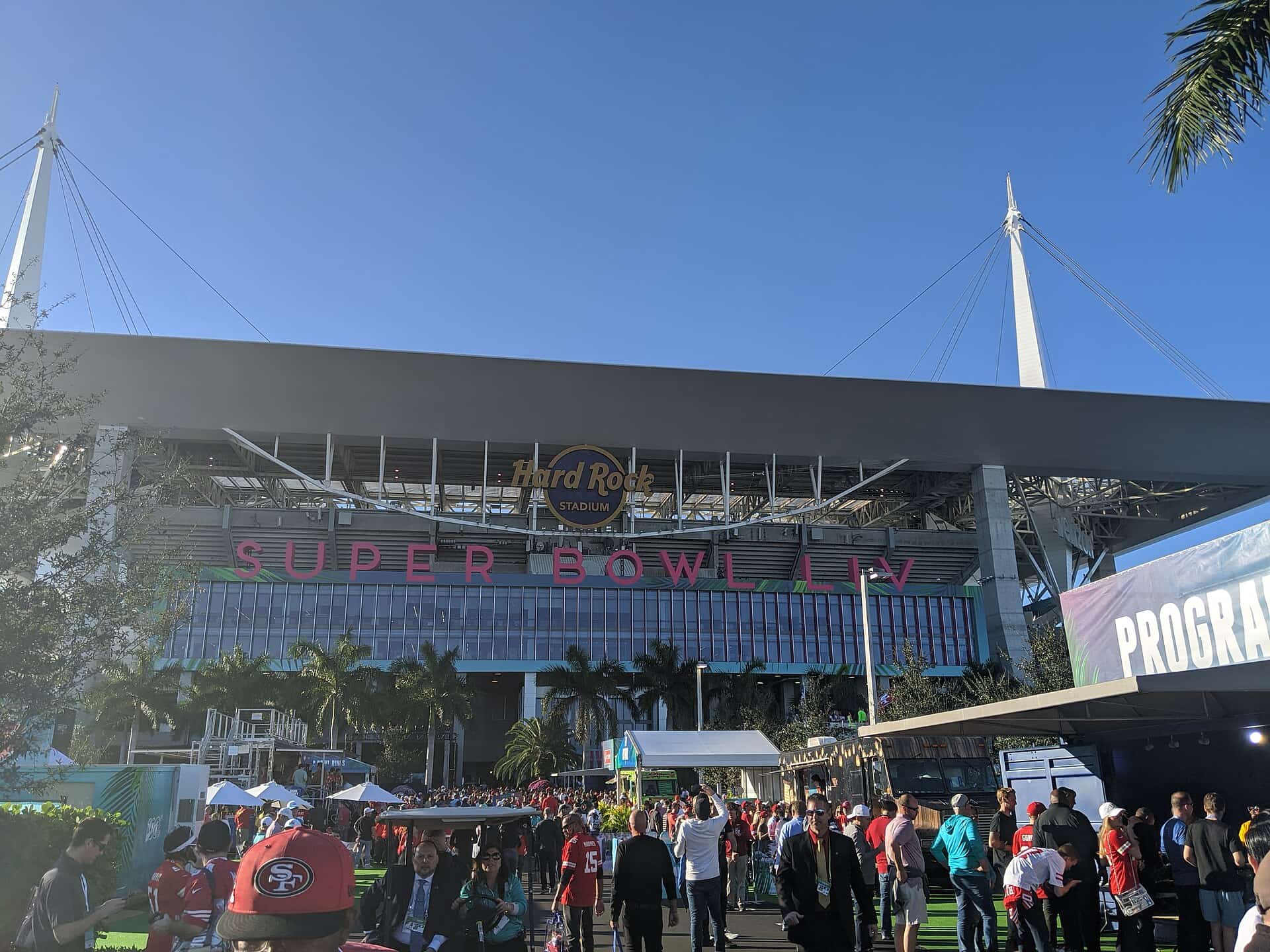 World Cup Fever Brings Economic Windfall and Logistical Test to South Florida