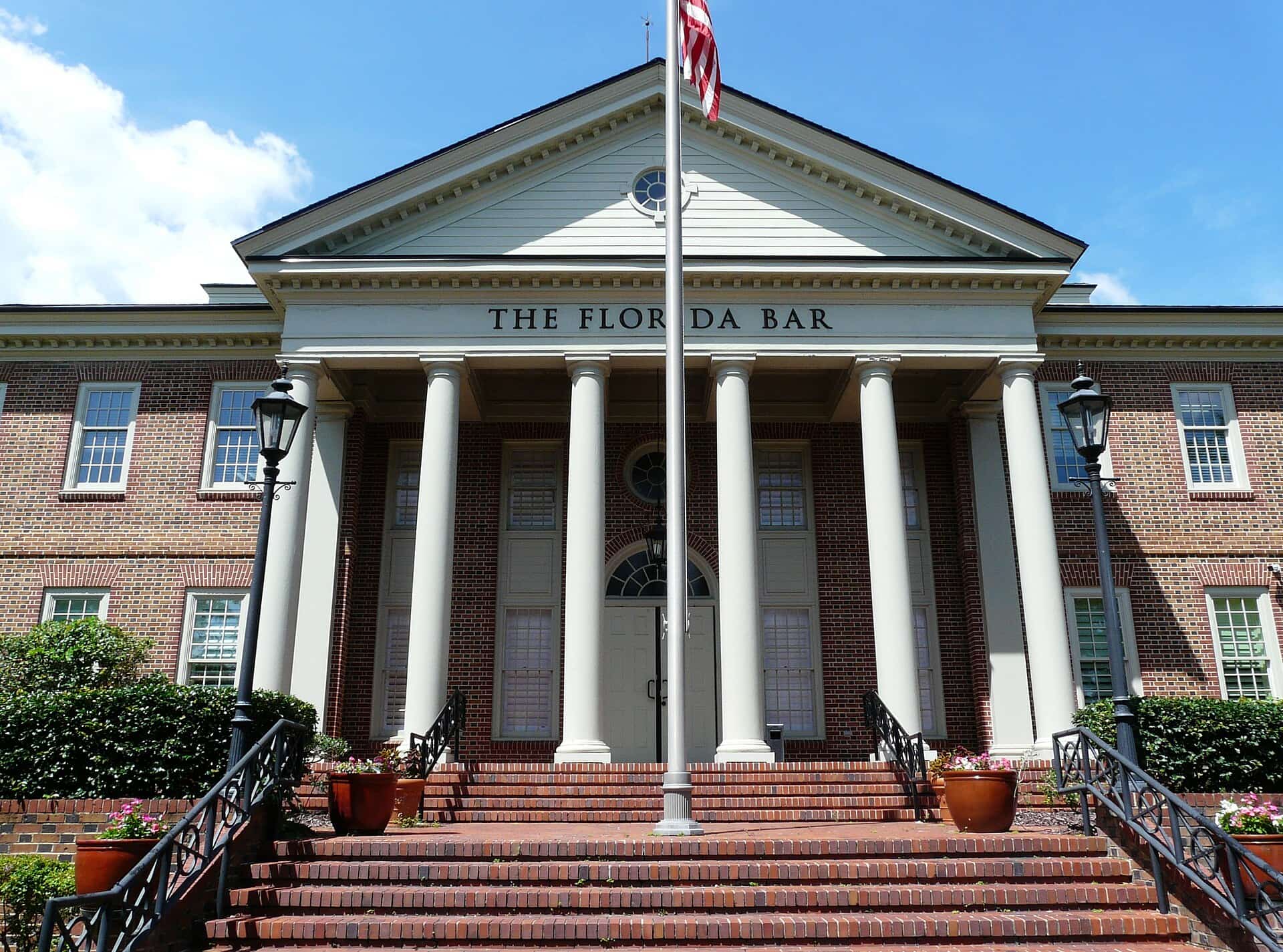Federal Appeals Court Upholds Florida Bar's Higher Fees for Experienced Out-of-State Lawyers