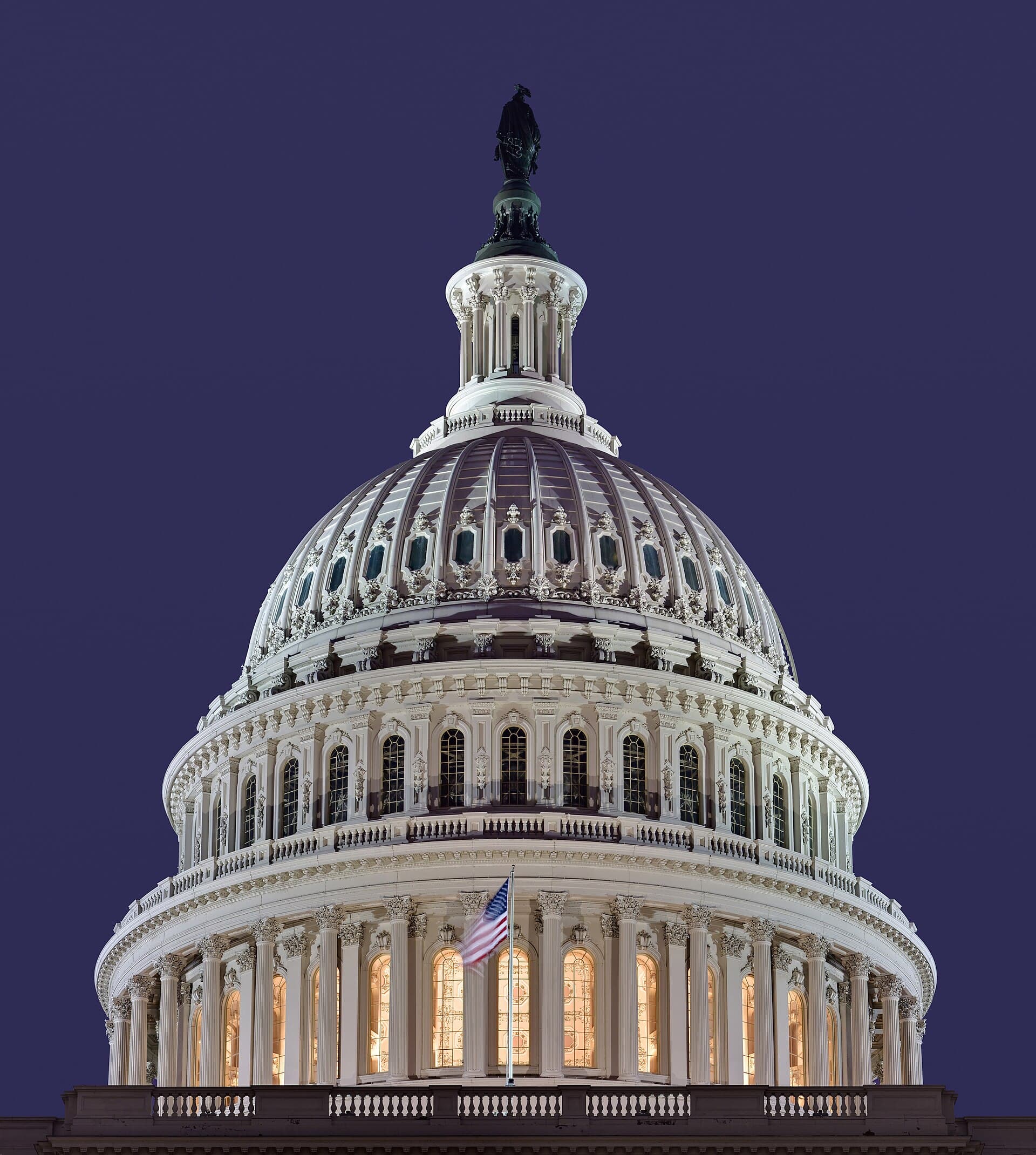 Rick Scott and Elizabeth Warren Introduce Bipartisan Permanent Lobbying Ban