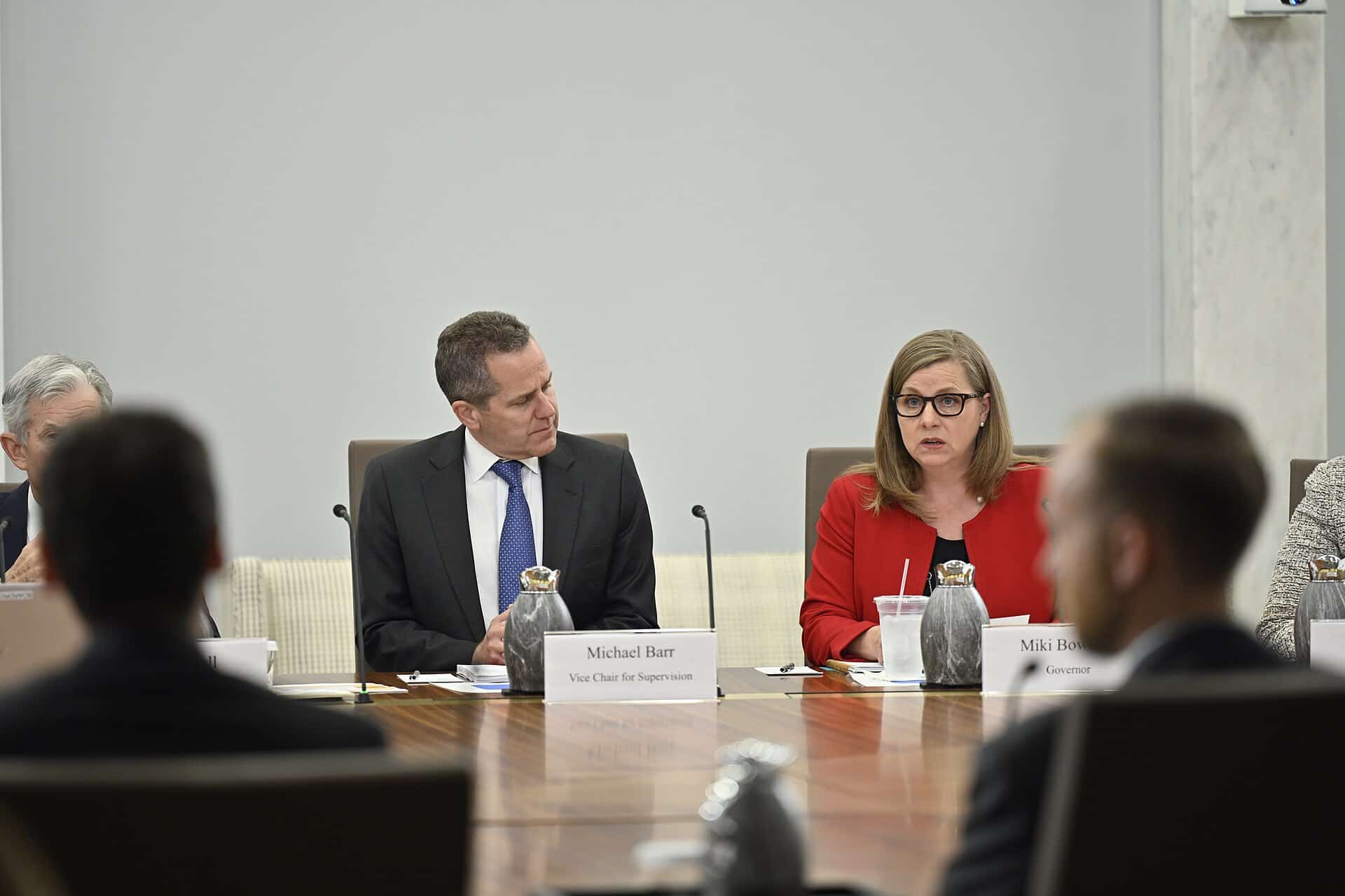 Federal Reserve Holds Rates and Signals Hawkish Turn Squeezing Florida Buyers