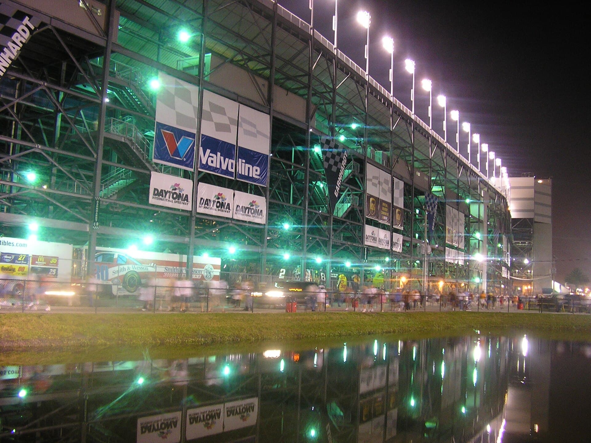 Welcome to Rockville Packs 150 Bands Onto Daytona's Speedway Infield