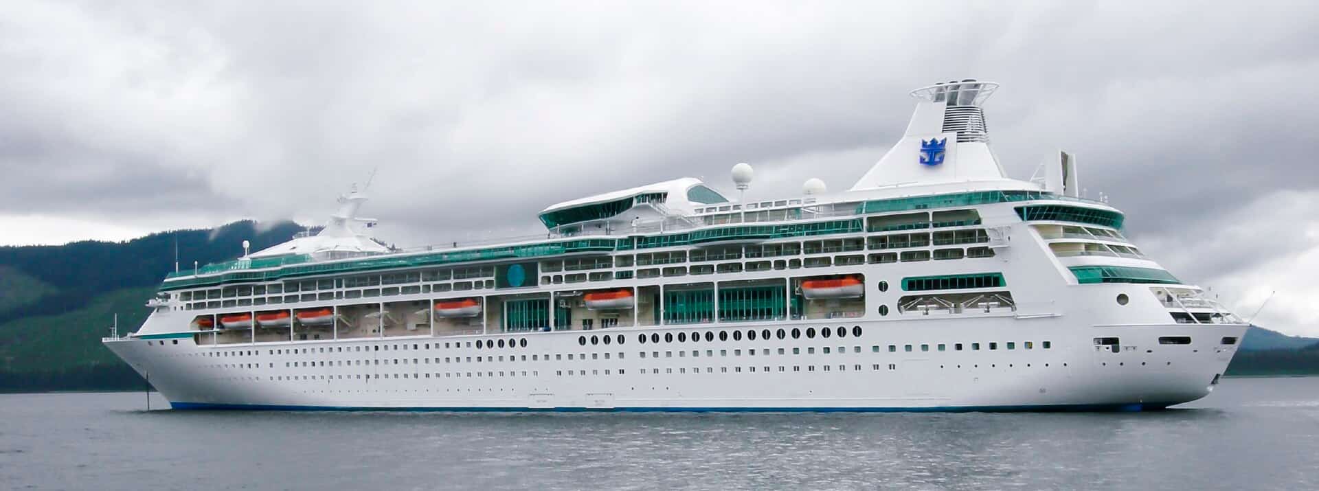 Miami's Cruise Giants Beat Forecasts as Royal Caribbean Raises 2026 Outlook and Norwegian Tops Third-Quarter Guidance