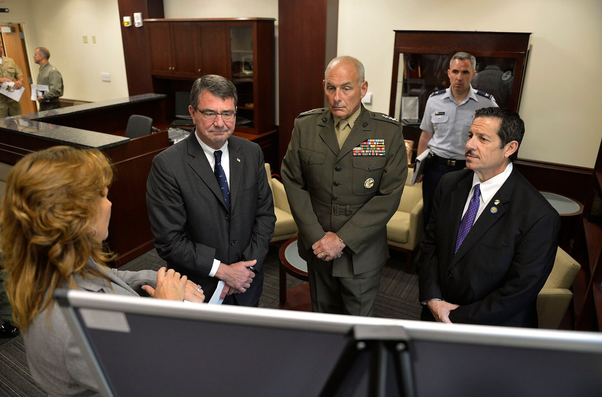 Rubio Huddles With SOUTHCOM Chief on Operation Southern Spear, Florida Diaspora Watches Closely