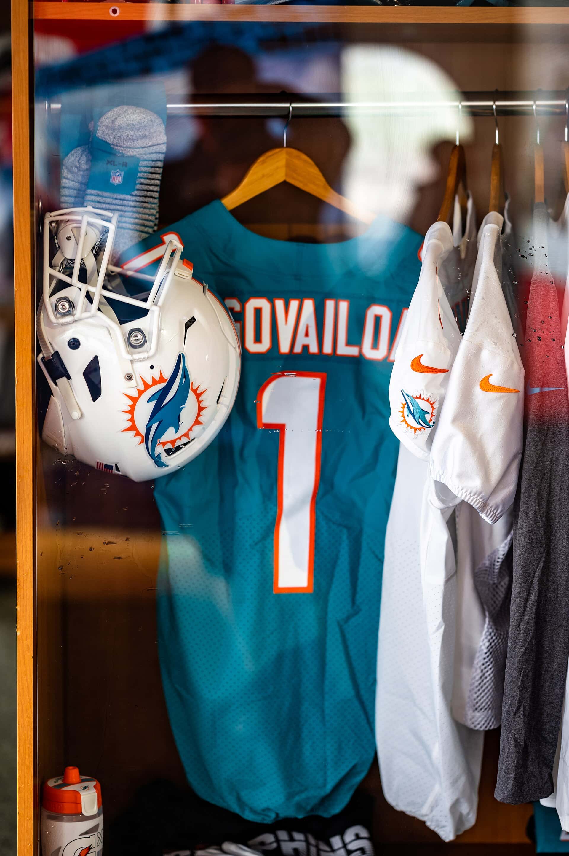 Dolphins Close Preseason Against the Giants With Roster Cuts Days Away