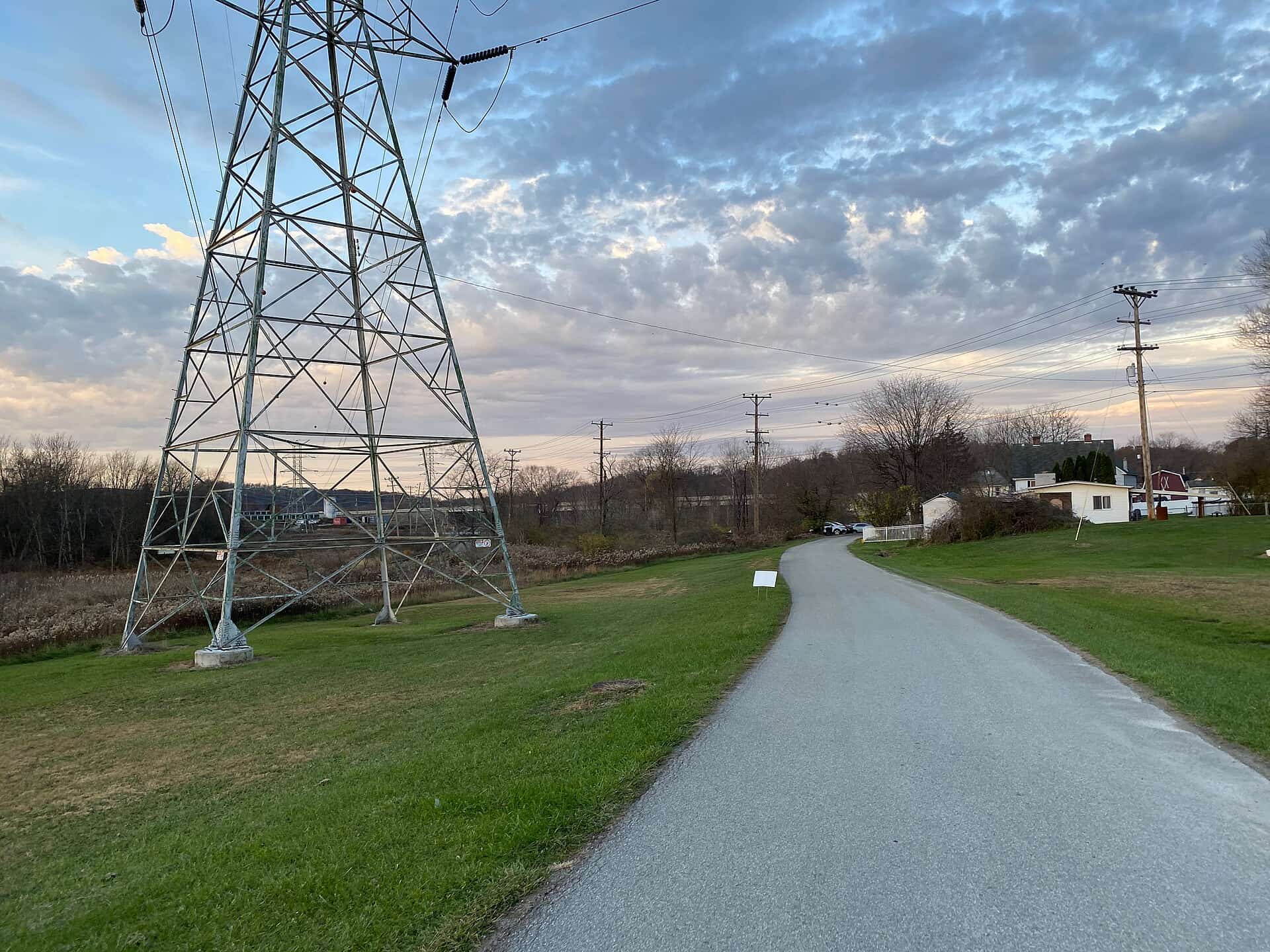 Florida's New Data Center Law Sets Utility Rules as AI Boom Drives Power Demand