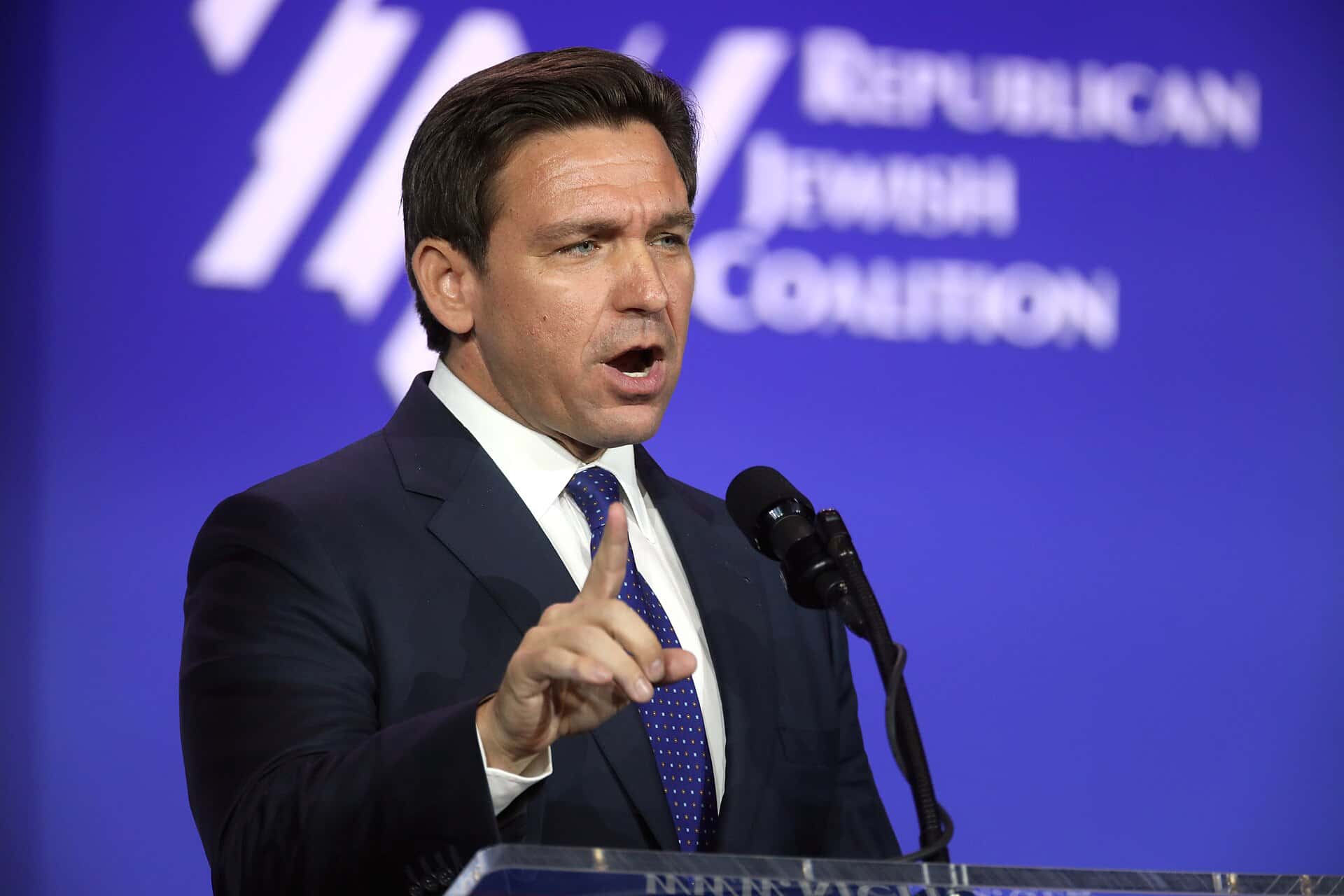 Appeals court lets Florida enforce HB 3, its social media ban for children under 14